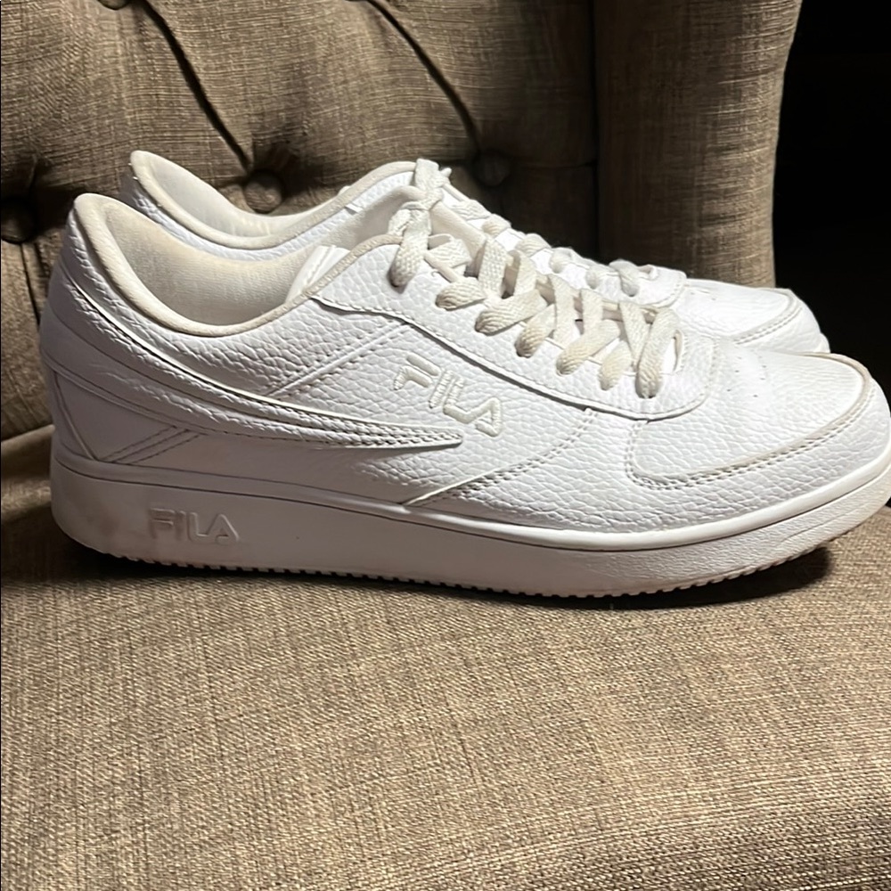 Fila men's White Sneakers size 10